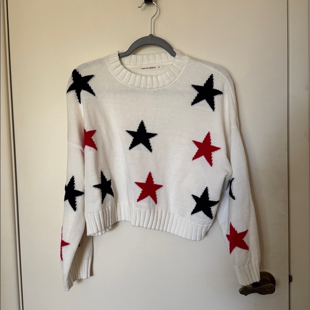 Moon & Madison White Knit Sweater